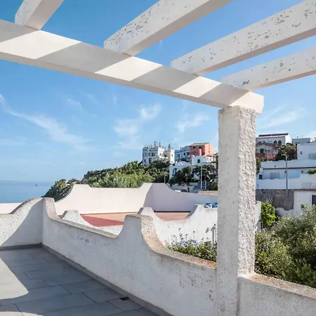 Luxury Beachfront Kaleidos *